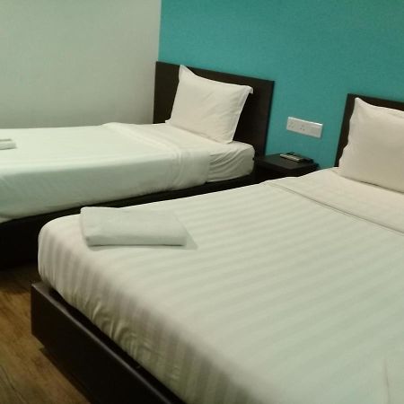 Clover Hotel איפוה מראה חיצוני תמונה