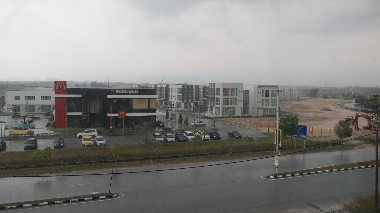 Clover Hotel איפוה מראה חיצוני תמונה