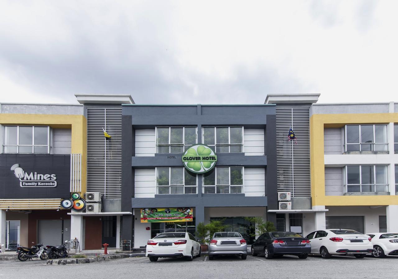 Clover Hotel איפוה מראה חיצוני תמונה